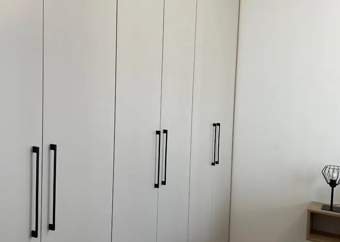 Sunset 17 アパート